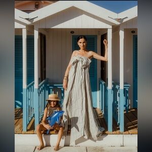 NWOT Mrs. Francoise  Momma Bow dress, handmade in Italy, Elegant baby Blue toile